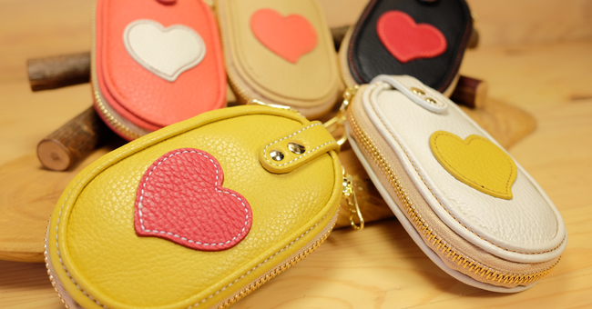 ファスナー式キーケース：スマートキー対応：ハート